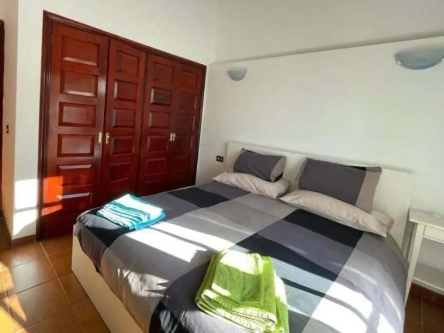 度假居 Villa In Fairways Village Golf Del Sur 圣米格尔德阿沃纳
