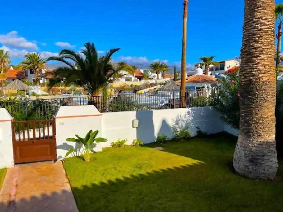 Villa In Fairways Village Golf Del Sur 圣米格尔德阿沃纳 0*,  西班牙